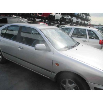 nissan primera berlina (p11) del año 1998