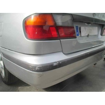 nissan primera berlina (p11) del año 1998