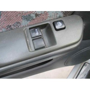 nissan primera berlina (p11) del año 1998