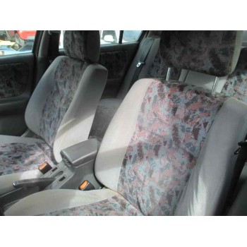 nissan primera berlina (p11) del año 1998