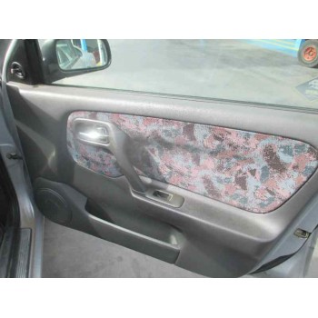 nissan primera berlina (p11) del año 1998