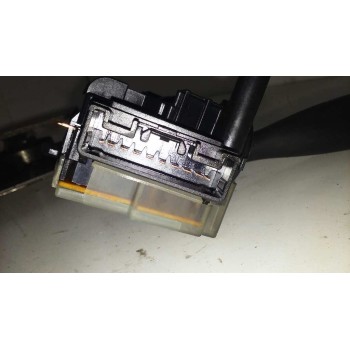 Recambio de mando limpia para toyota yaris (ncp1/nlp1/scp1) 1.3 expo referencia OEM IAM SIN REFERENCIA  