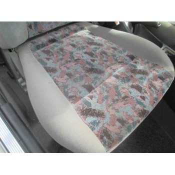 nissan primera berlina (p11) del año 1998