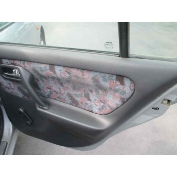 nissan primera berlina (p11) del año 1998