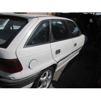 opel astra f berlina del año 1995