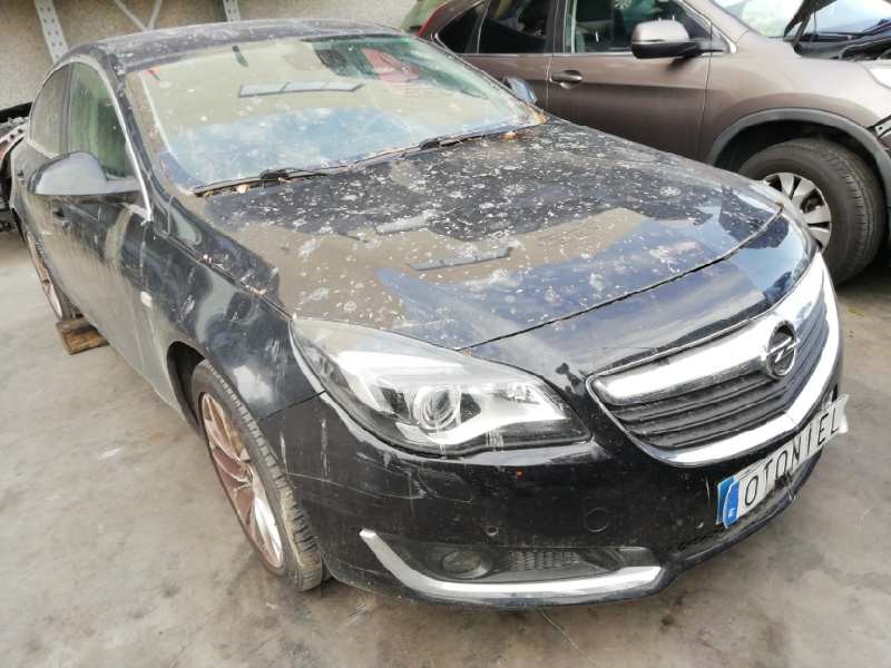 OPEL INSIGNIA BERLINA