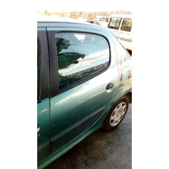 peugeot 206 berlina del año 1999