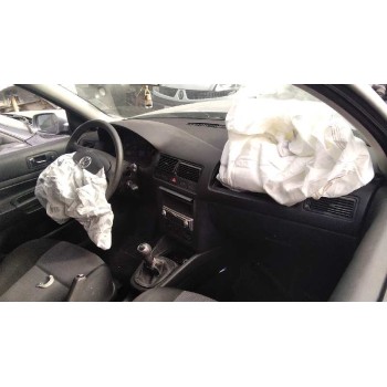 volkswagen golf iv berlina (1j1) del año 2003