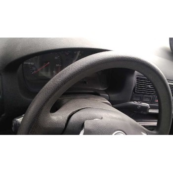 volkswagen golf iv berlina (1j1) del año 2003