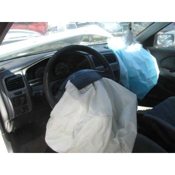 nissan almera (n15) del año 2000