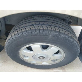 kia carnival ii del año 2002