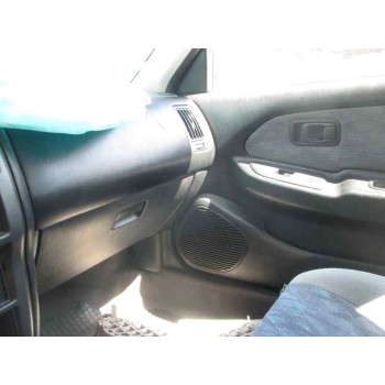 nissan almera (n15) del año 2000