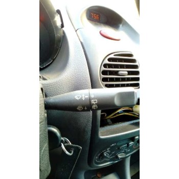 peugeot 206 berlina del año 1999