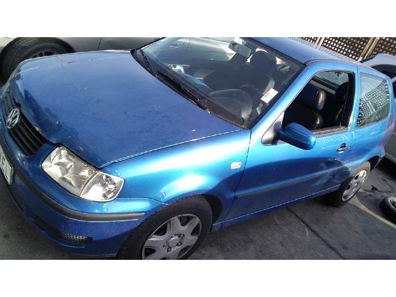 VOLKSWAGEN POLO BERLINA (6N2)