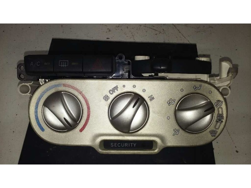 Recambio de mando climatizador para toyota yaris (ncp1/nlp1/scp1) 1.3 expo referencia OEM IAM 758649 7582772 7582774