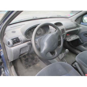 renault clio ii fase i (b/cbo) del año 2000