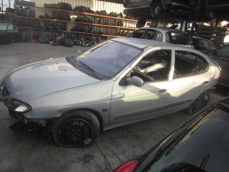 renault megane i fase 2 berlina (ba0) del año 2001