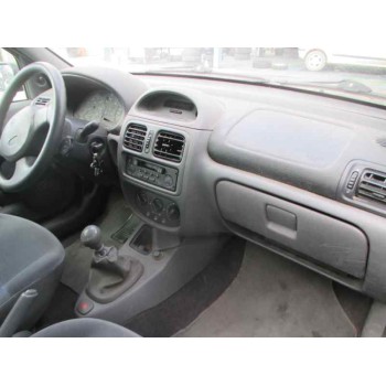 renault clio ii fase i (b/cbo) del año 2000