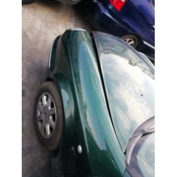 lancia lybra berlina del año 2000