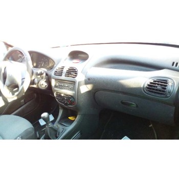 peugeot 206 berlina del año 2004