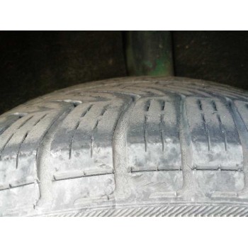 lancia lybra berlina del año 2000