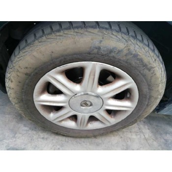 lancia lybra berlina del año 2000