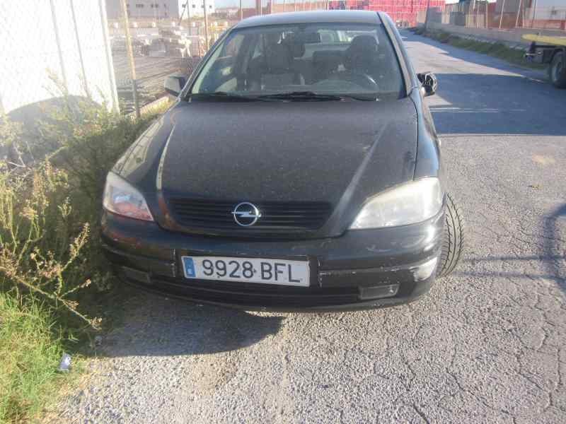 opel astra g berlina del año 2001