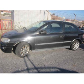 opel astra g berlina del año 2001