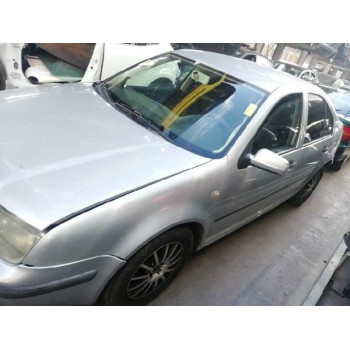 volkswagen bora berlina (1j2) del año 2000