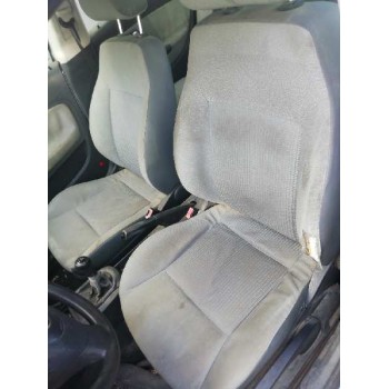 seat ibiza (6l1) del año 2002