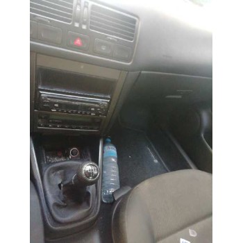 volkswagen bora berlina (1j2) del año 2000