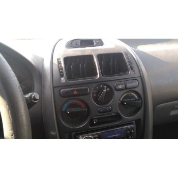 mitsubishi carisma berina 5 (da0) del año 1999