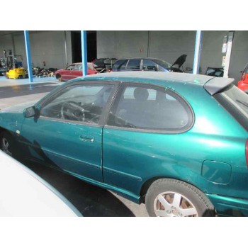 toyota corolla (e11) del año 2000