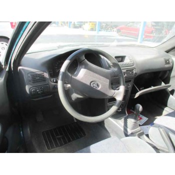 toyota corolla (e11) del año 2000