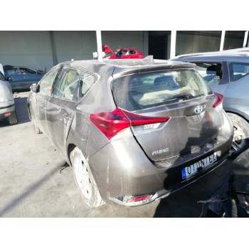 toyota auris del año 2018