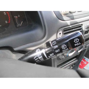 toyota corolla (e11) del año 2000