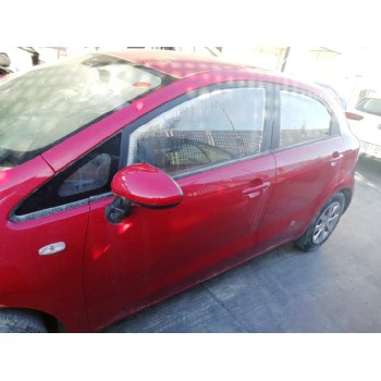 kia rio (yb) del año 2016