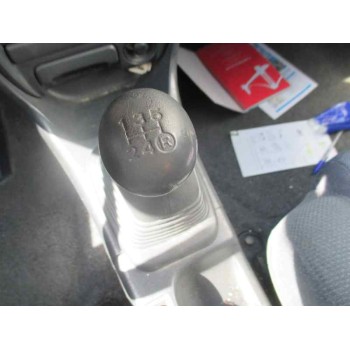 toyota corolla (e11) del año 2000