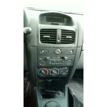 renault clio ii fase ii (b/cb0) del año 2002