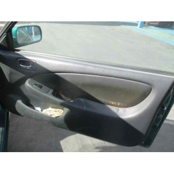 toyota corolla (e11) del año 2000