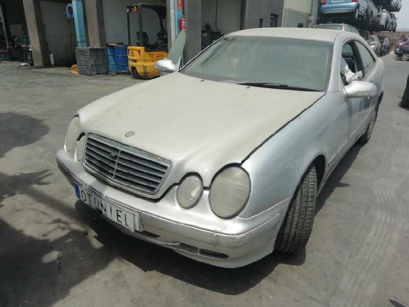 MERCEDES-BENZ CLASE CLK (W208) COUPE