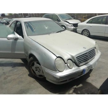 mercedes-benz clase clk (w208) coupe del año 2000