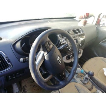 kia rio (yb) del año 2016