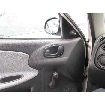 daewoo lanos del año 1999