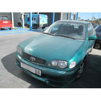toyota corolla (e11) del año 2000