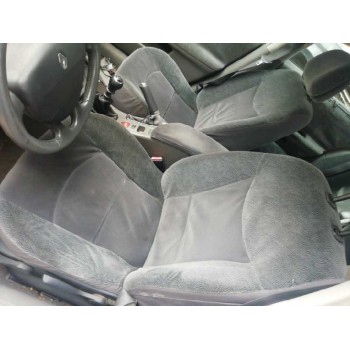 renault laguna ii (bg0) del año 2002