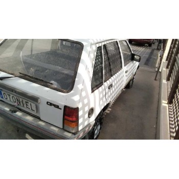 opel corsa a del año 1988