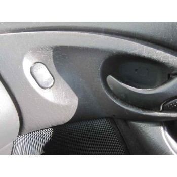 ford focus berlina (cak) del año 2003