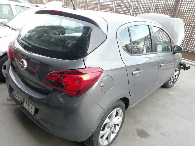opel corsa e del año 2015