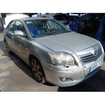 toyota avensis sedán (_t25_) del año 2007